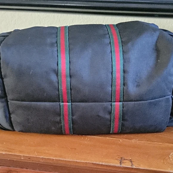 Gucci Black Techno Cat Head Duffel Bag with Red and Green Stripes - Picture 9 of 16